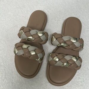 Seychelles Gold‎ Cost Slide Sandals